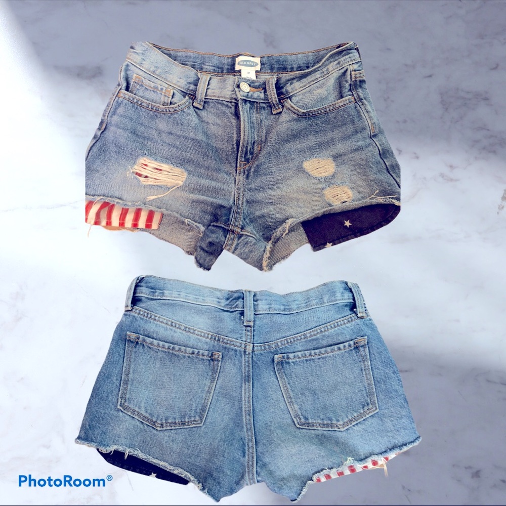 Old navy size 12 red white and blue pockets